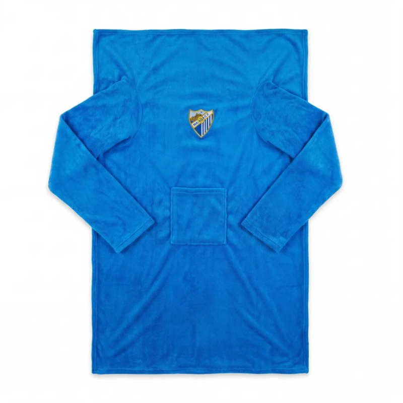 MÁLAGA CF BLANKET WITH SLEEVES - ONE SIZE