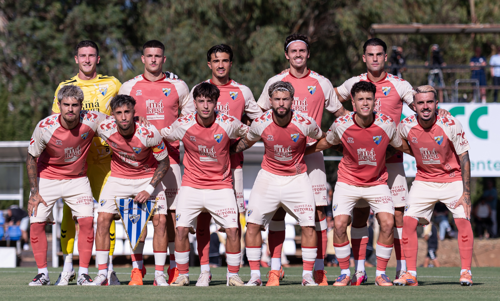 https://www.tiendamalagacf.com/es/10-camiseta-2a-2324